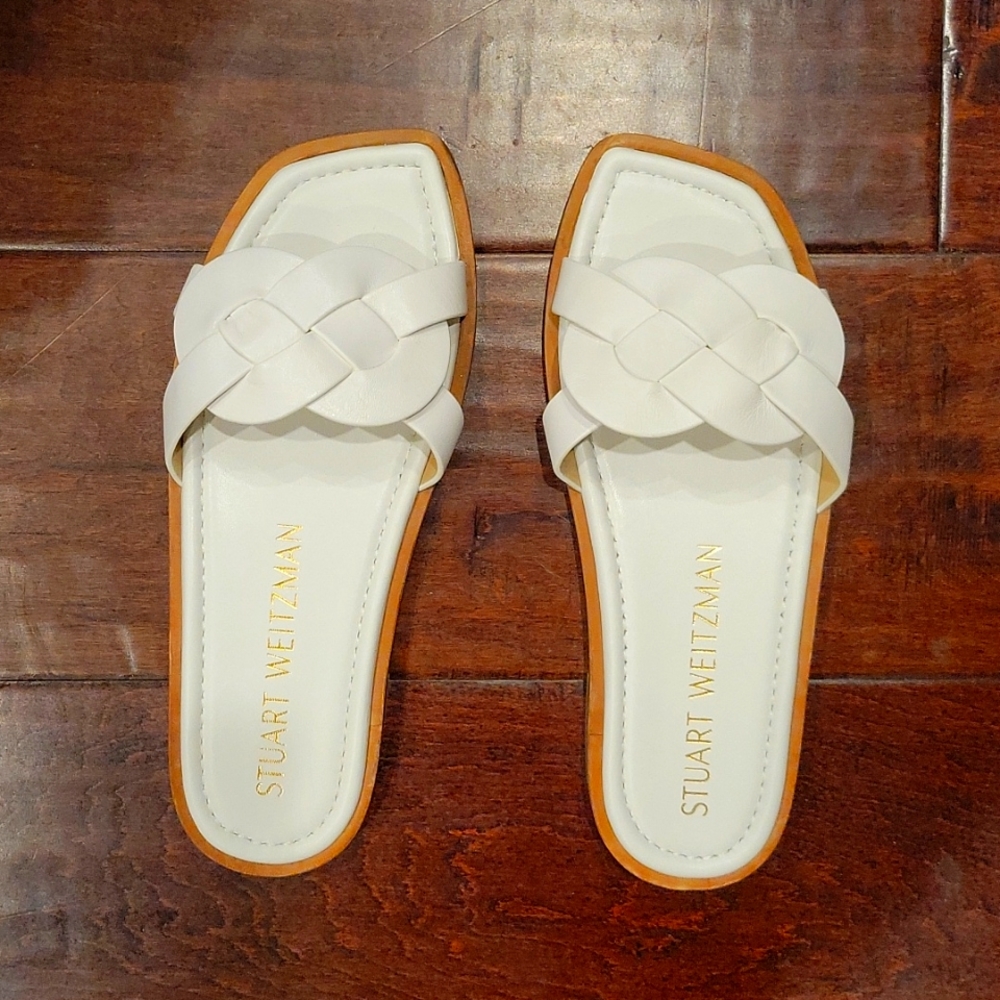 Stuart Weitzman Sierra Flat Sandals